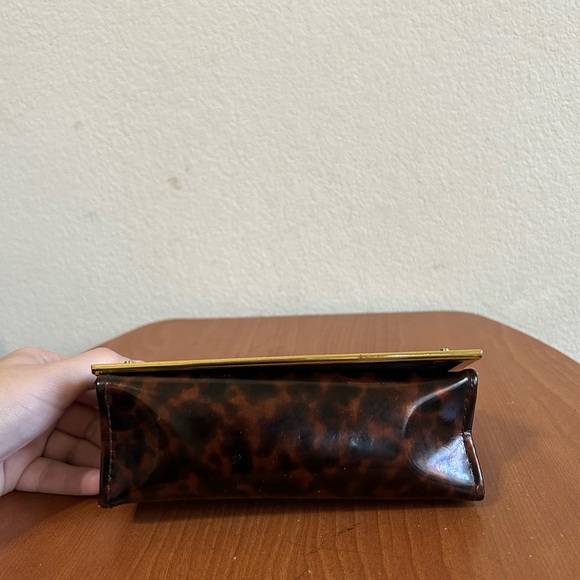 Tory Burch Sunglass Case Magnetic Leopard Animal Tortoise Print Glasses Holder - Picture 5 of 8